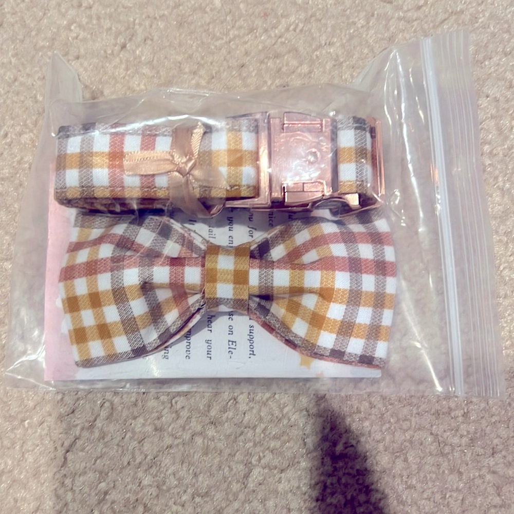 Dog bow + leash